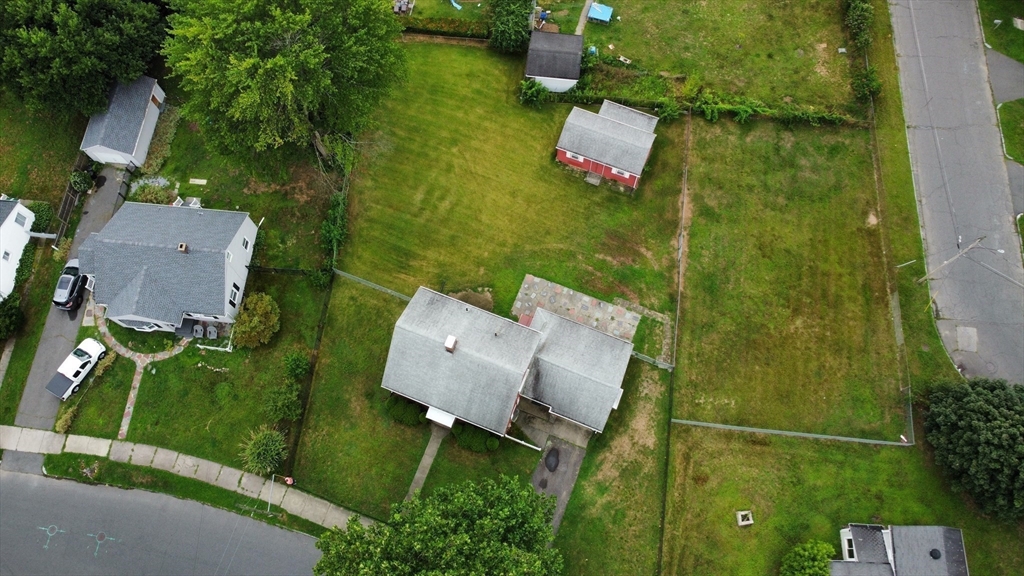 78 Milton Street Springfield, MA 01151 - Photo 38 of 38