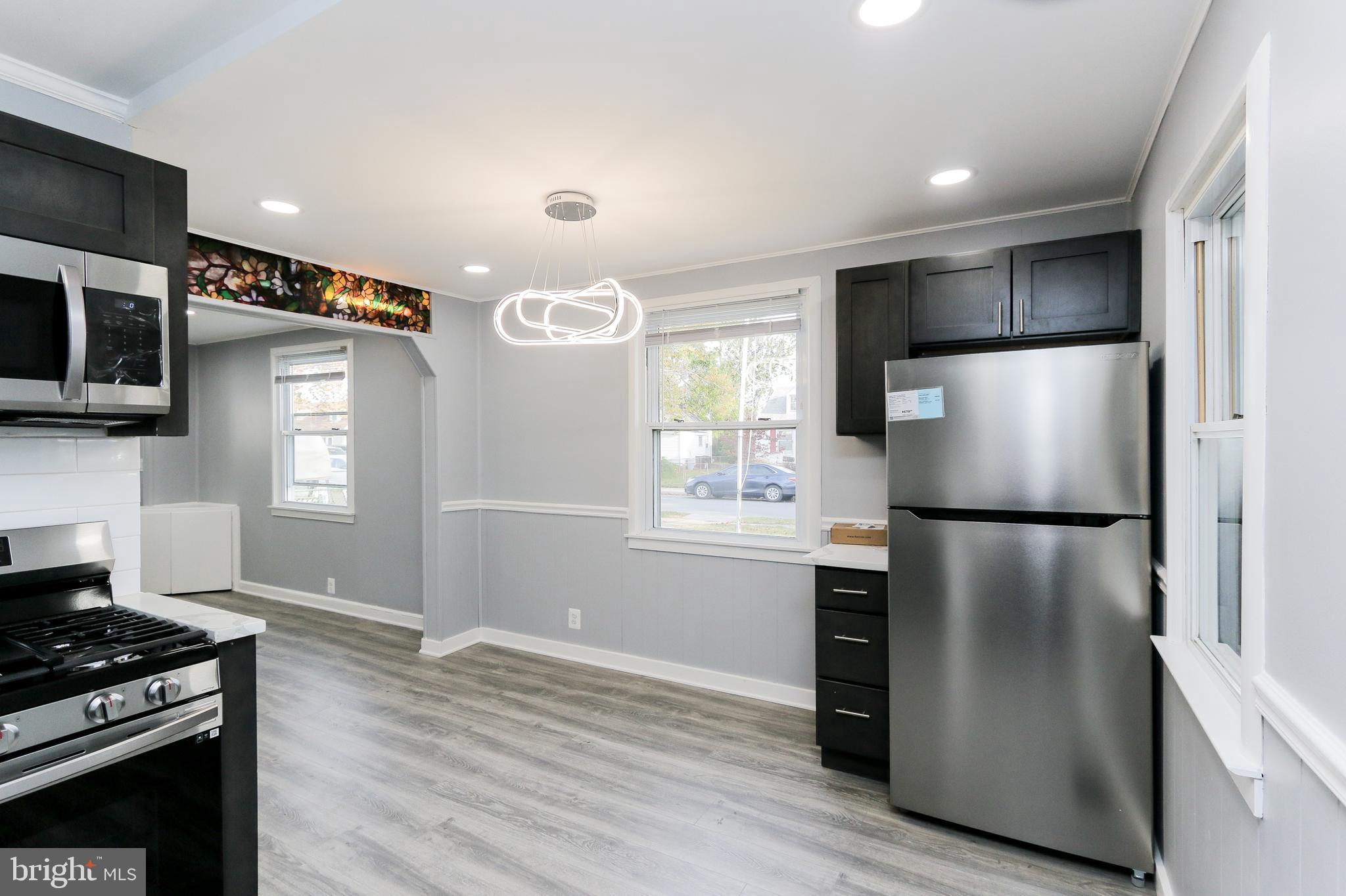 8239 Longpoint Road Baltimore, MD 21222 - Photo 8 of 39