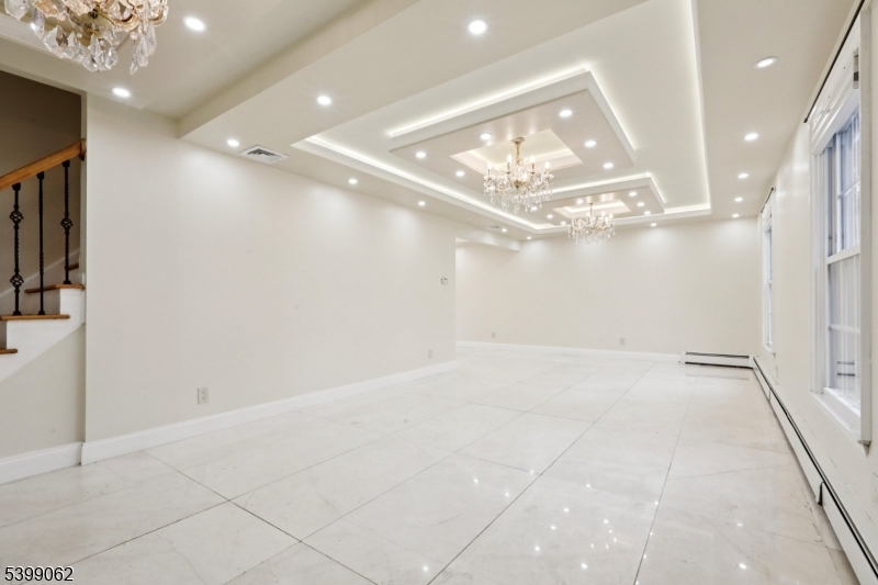 822 Pompton Avenue Cedar Grove, NJ 07009 - Photo 27 of 50