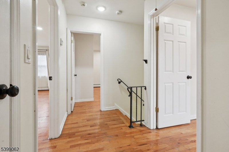 822 Pompton Avenue Cedar Grove, NJ 07009 - Photo 32 of 50