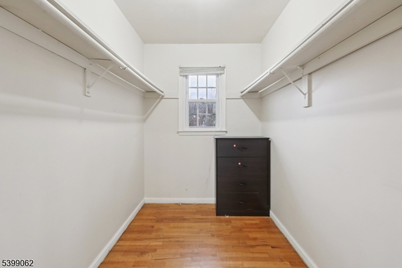 822 Pompton Avenue Cedar Grove, NJ 07009 - Photo 37 of 50