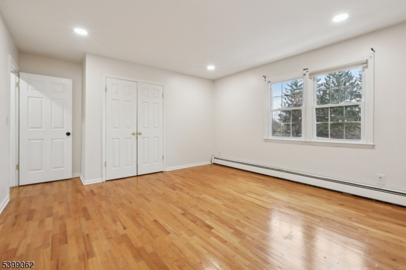 822 Pompton Avenue Cedar Grove, NJ 07009 - Photo 38 of 50