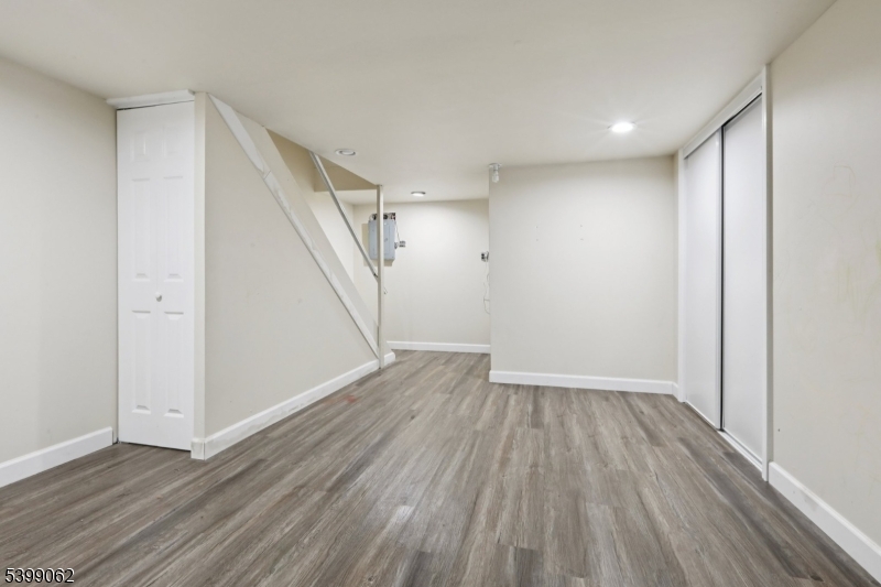 822 Pompton Avenue Cedar Grove, NJ 07009 - Photo 40 of 50