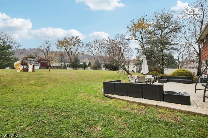 822 Pompton Avenue Cedar Grove, NJ 07009 - Photo 42 of 50