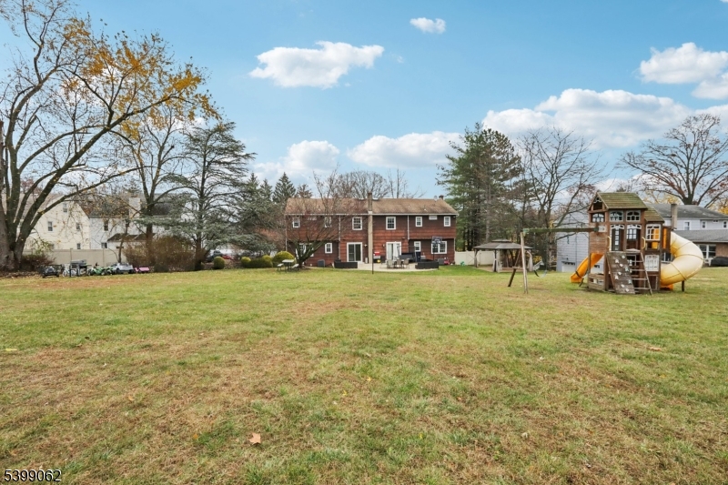 822 Pompton Avenue Cedar Grove, NJ 07009 - Photo 47 of 50