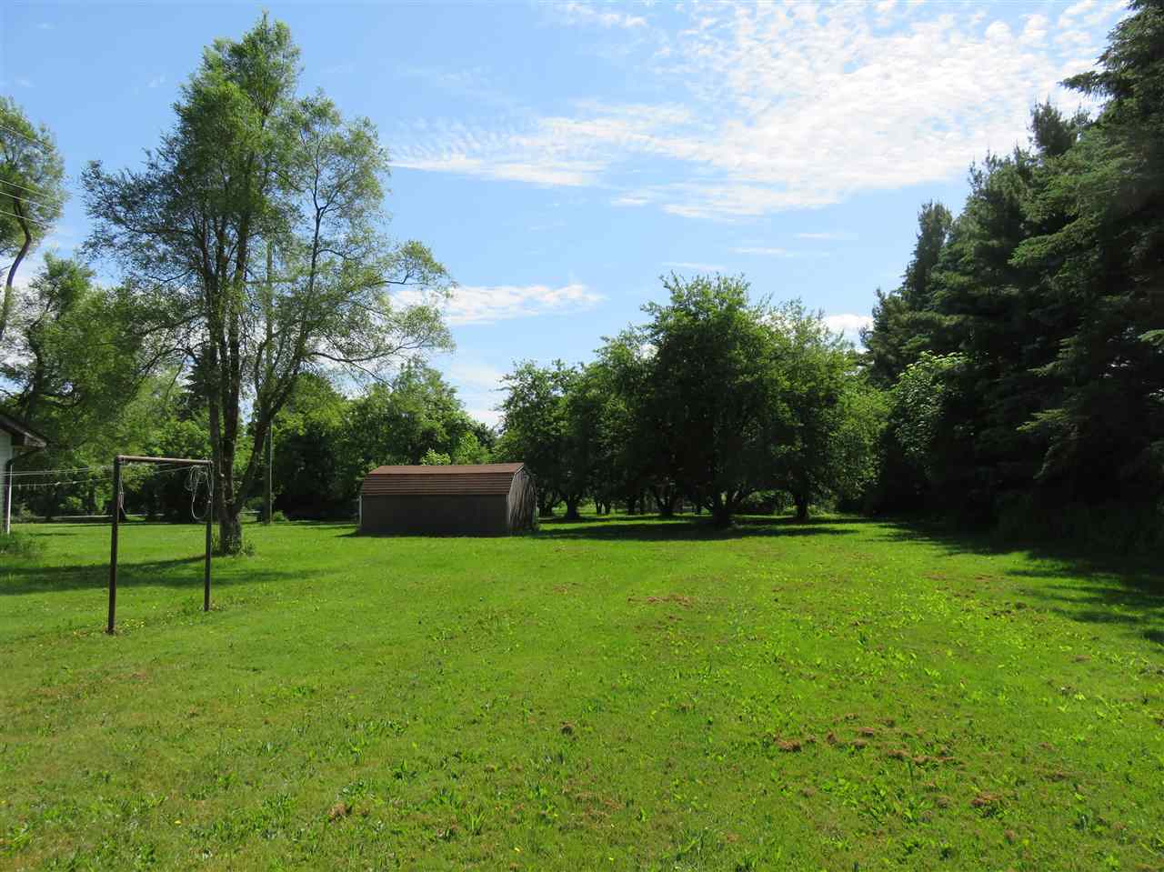 2190 Haslett Road Williamston, MI 48895 - Photo 17 of 19 31293077-16.JPG
