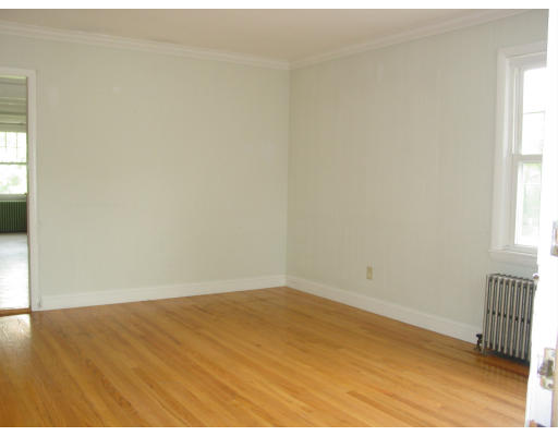 100 Worcester Road Charlton, MA 01507 - Photo 2 of 11