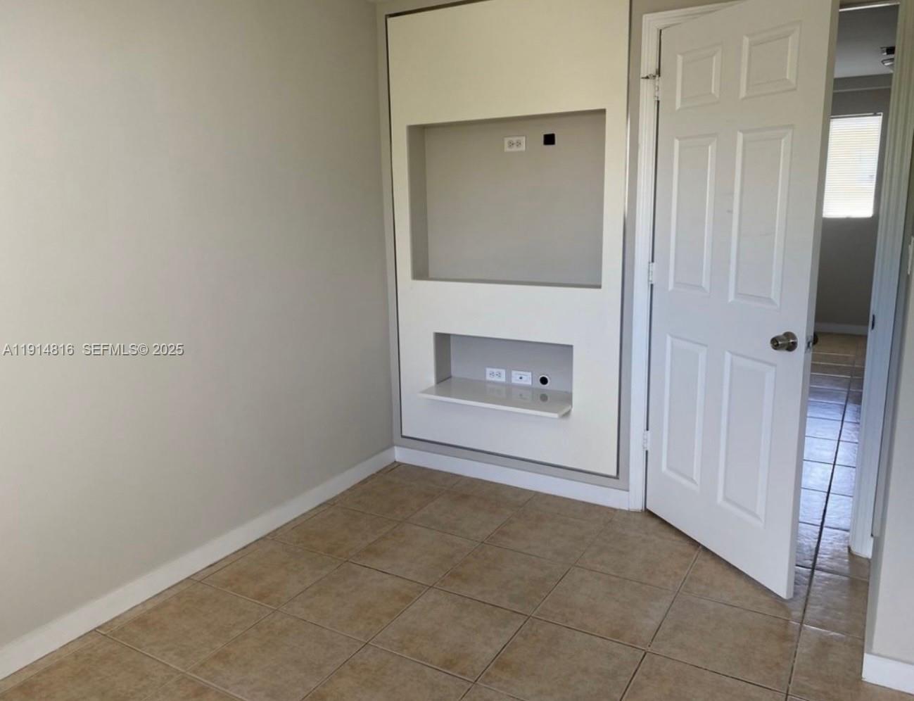 821 Southwest 2nd Street, Unit 1 Miami, FL 33130 - Photo 4 of 28 a view of an empty room