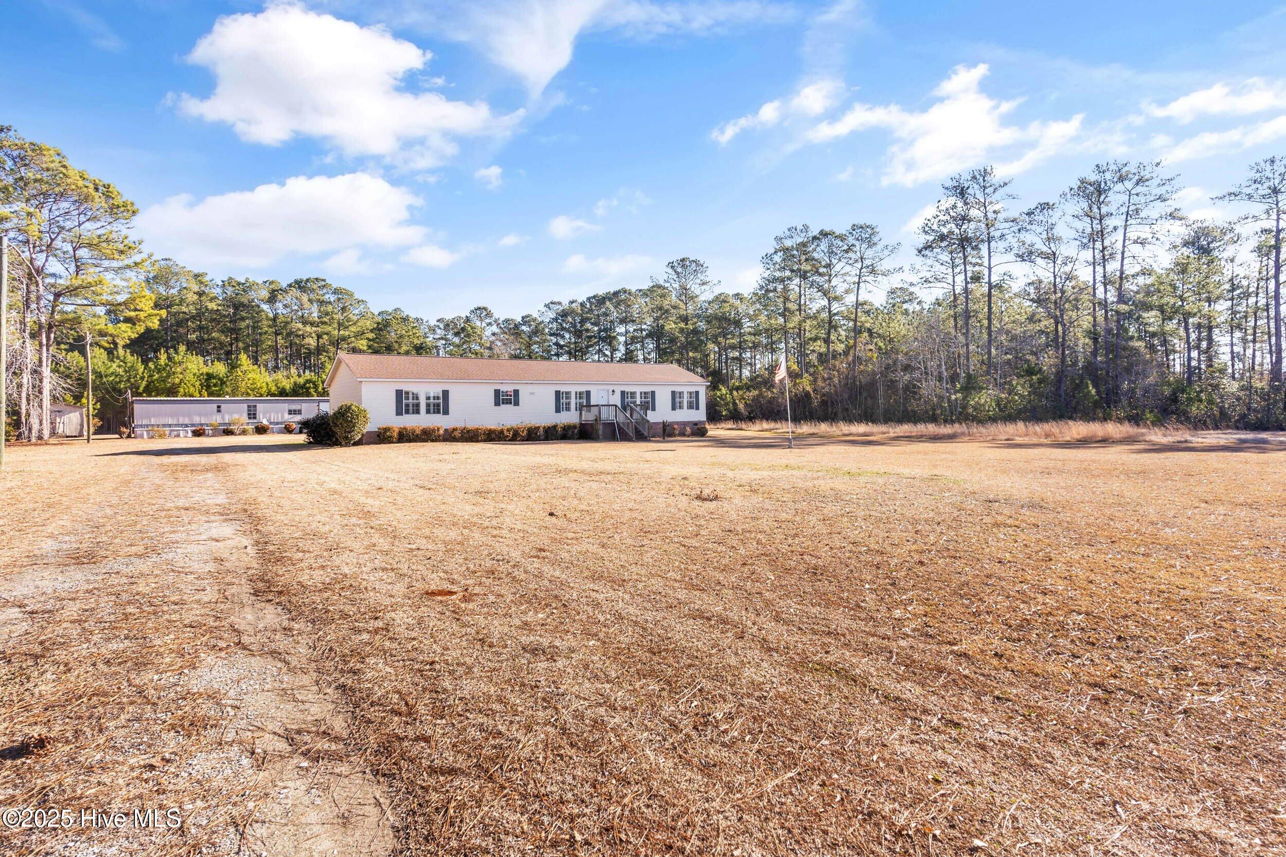 325 Nelson Road Maple Hill, NC 28454 - Photo 3 of 54 325nelsonrd_00003