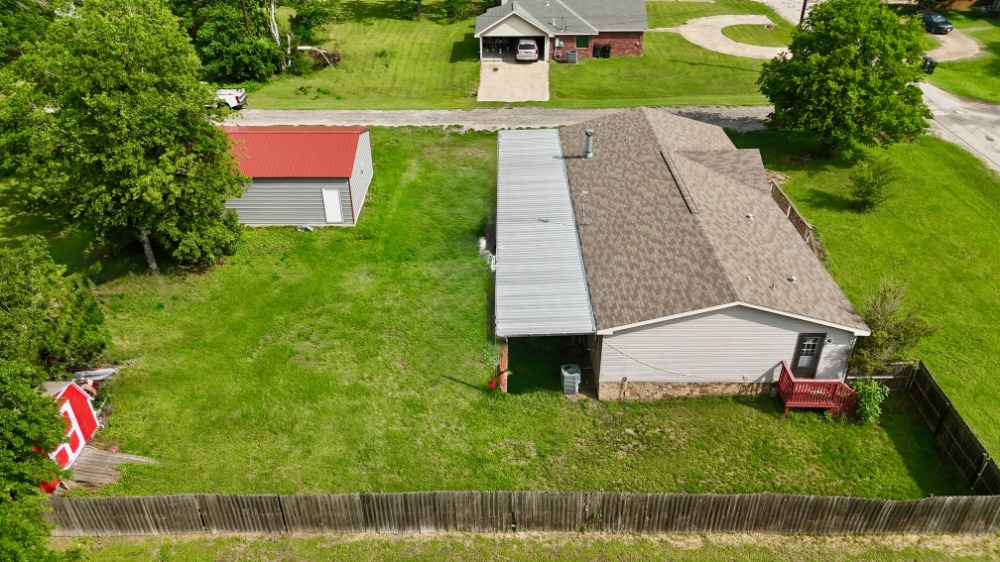 845 Caldwell Street Lexington, TX 78947 - Photo 31 of 39 View of subject property
