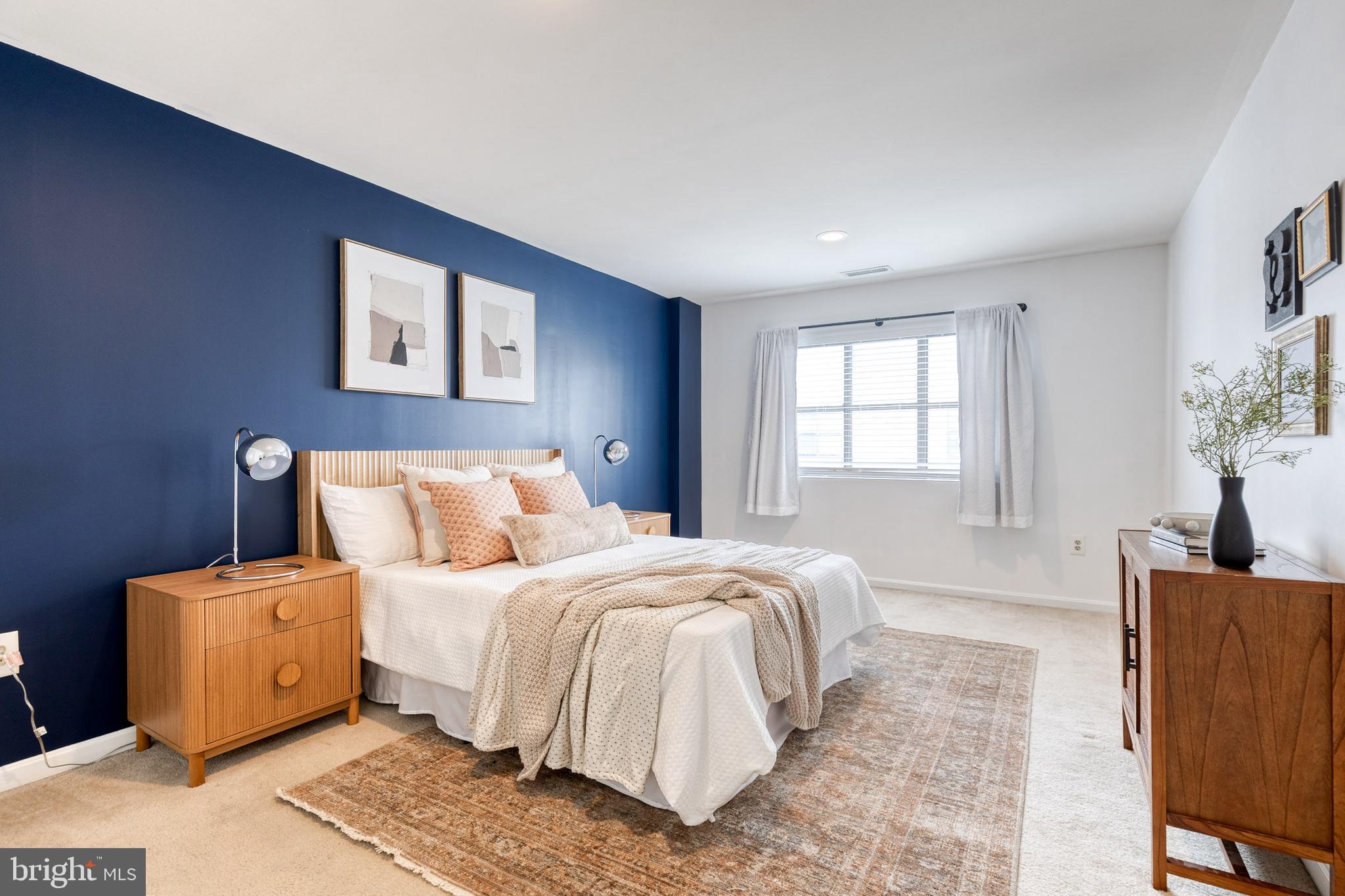 2702 Lighthouse Point East, Unit 719 Baltimore, MD 21224 - Photo 22 of 34