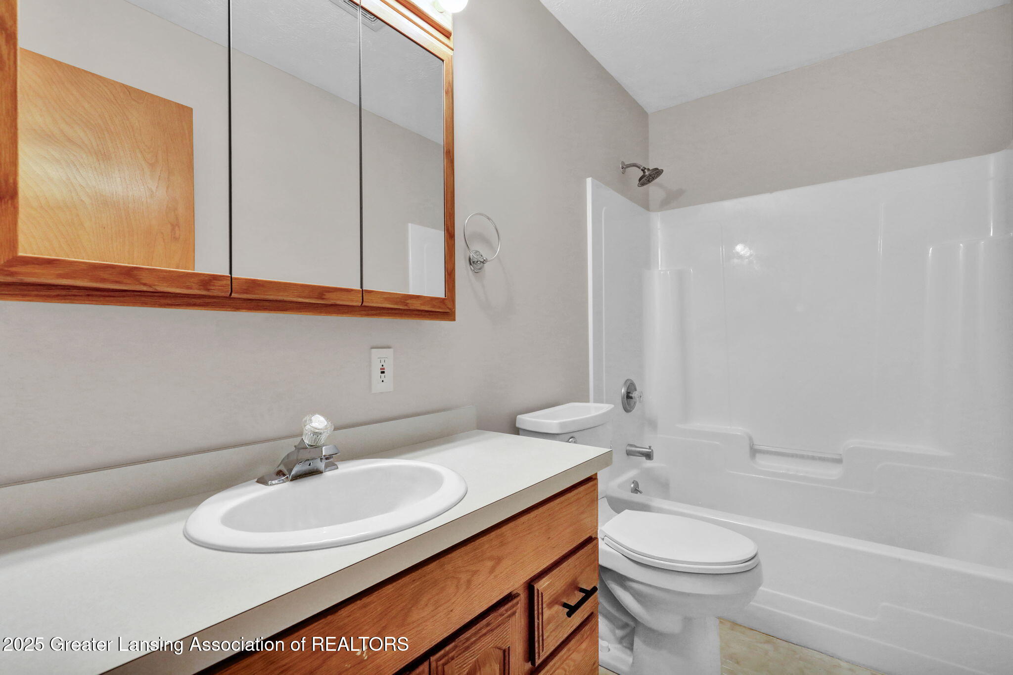 402 West Rolfe Street Perry, MI 48872 - Photo 23 of 30 24-web-or-mls-Open Ended Media-13