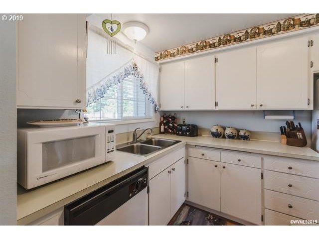 33322 Tennessee Road Southeast Lebanon, OR 97355 - Photo 3 of 32 Gallery Image 3