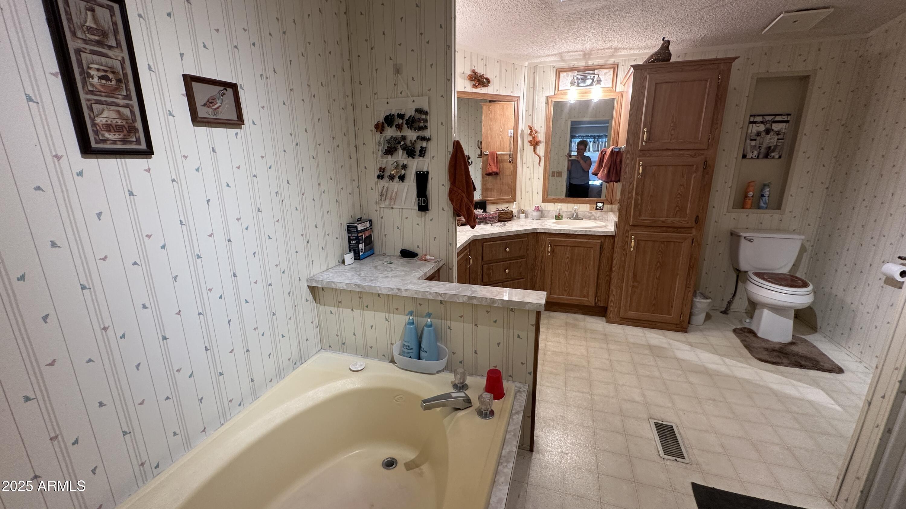 834 South Meridian Road, Unit 126 Apache Junction, AZ 85120 - Photo 29 of 36 IMG_7277