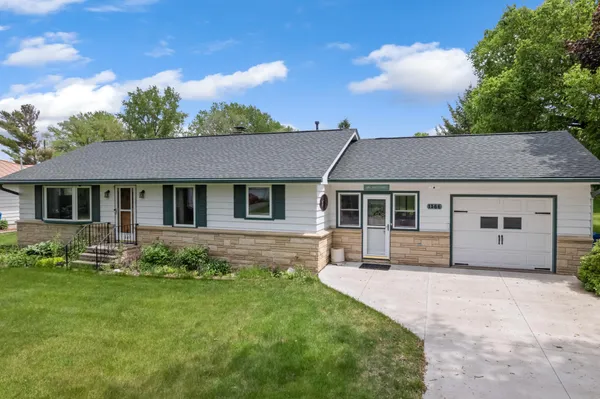 $318,000 | 1366 Lorrai Drive, Winona, MN 55987
