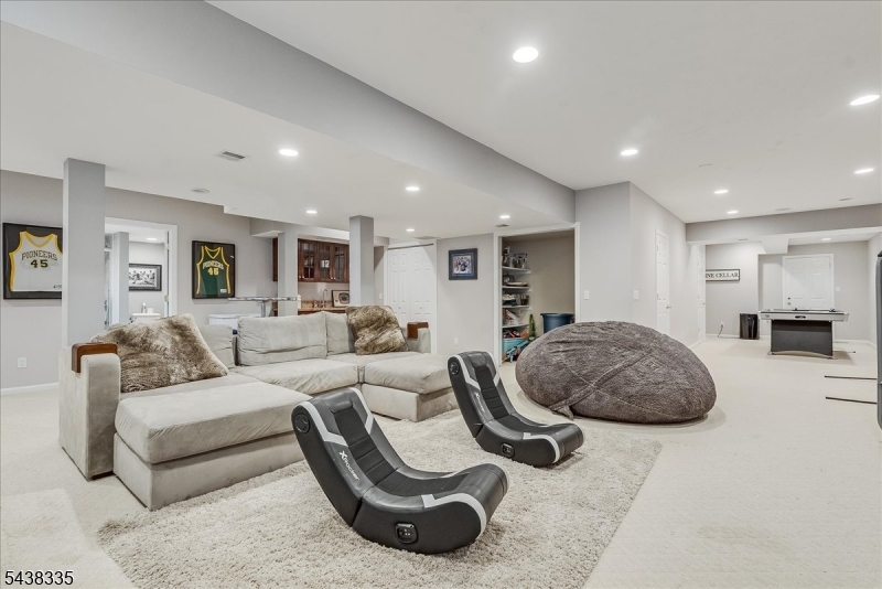 21 Rockage Road Warren, NJ 07059 - Photo 34 of 48