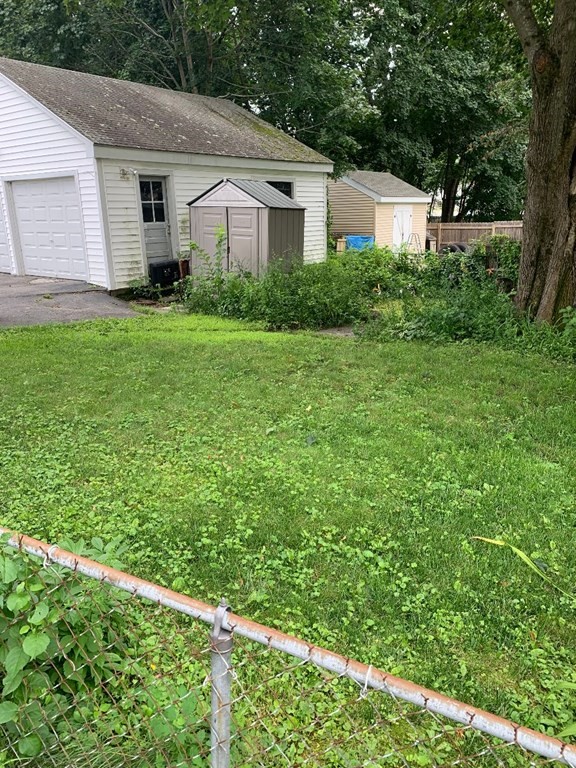 44 O'Neil Street Hudson, MA 01749 - Photo 3 of 6