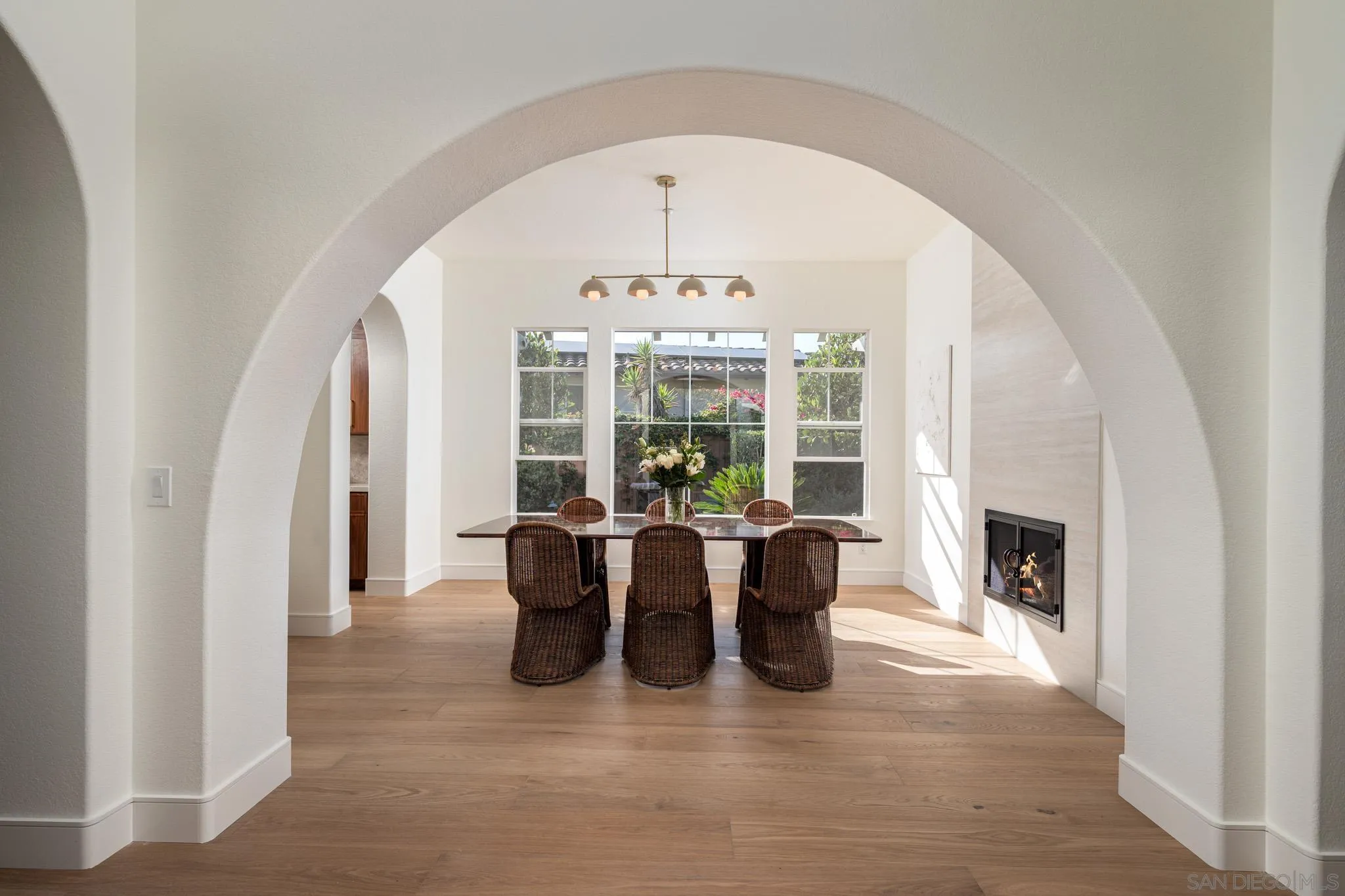 1375 Ravean Court Encinitas, CA 92024 - Photo 15 of 41 Gallery Image 15