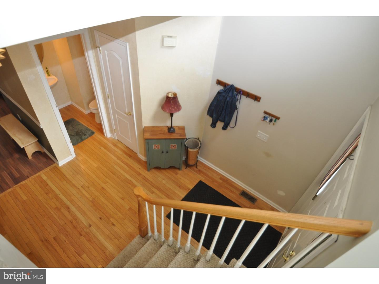 106 Castleton Road Delran, NJ 08075 - Photo 3 of 27