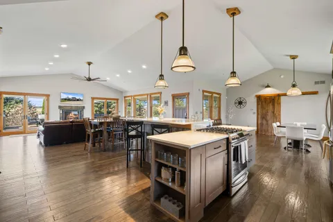 $850,000 | W2823 County Road B, Lake Geneva, WI 53147