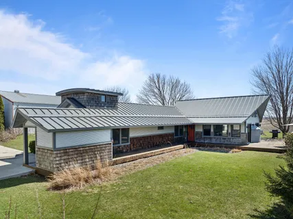 $850,000 | W2823 County Road B, Lake Geneva, WI 53147