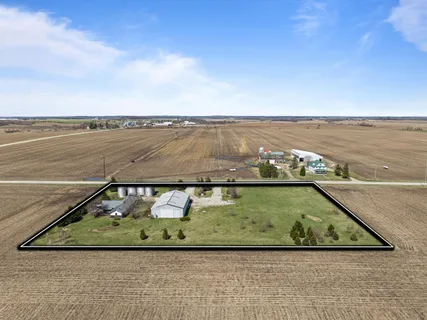 $850,000 | W2823 County Road B, Lake Geneva, WI 53147