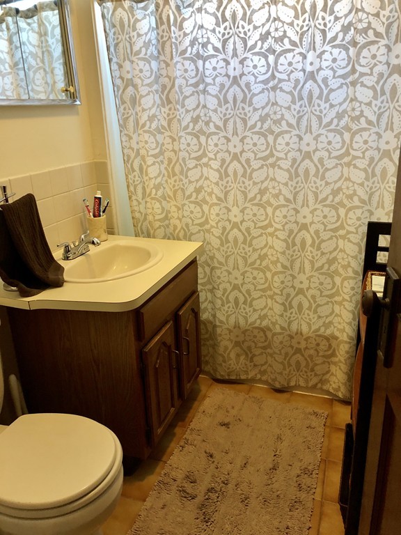 176 Brook Road Milton, MA 02186 - Photo 14 of 26 Gallery Image 14
