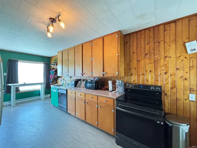 $175,500 | 431 East 4th Street, Williamsport, IN 47993