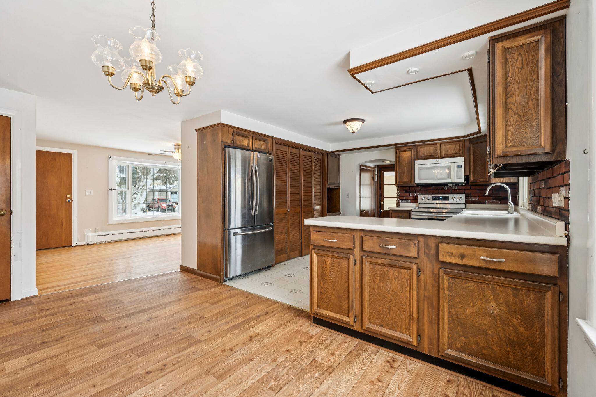 12 Sheltra Avenue Biddeford, ME 04005 - Photo 12 of 37 12 Sheltra Ave Kitchen