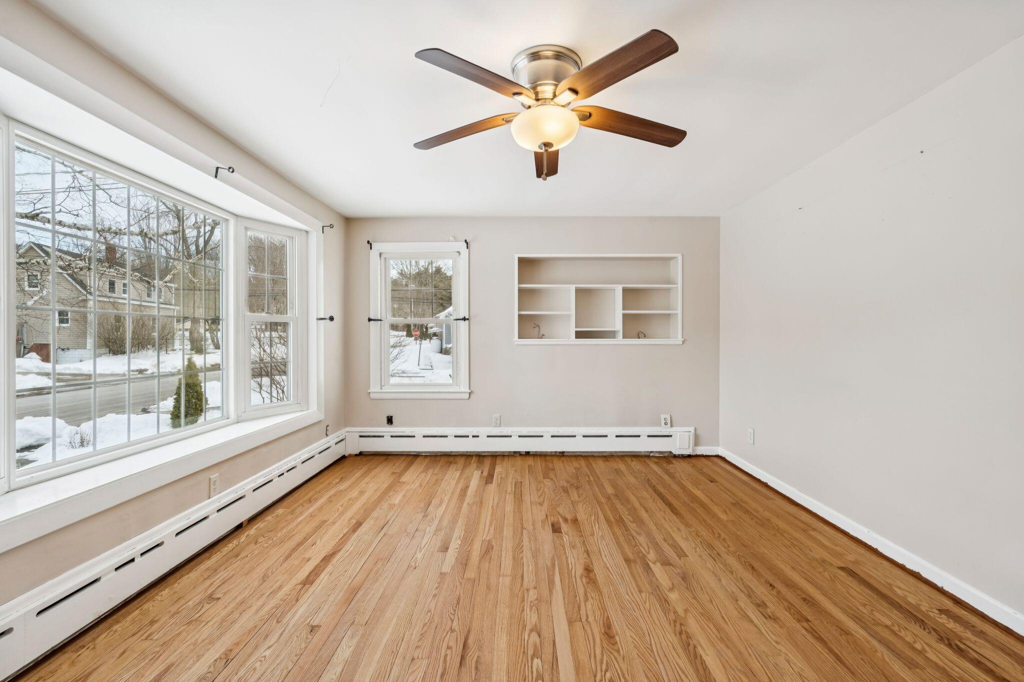 12 Sheltra Avenue Biddeford, ME 04005 - Photo 17 of 37 12 Sheltra Ave Living Room