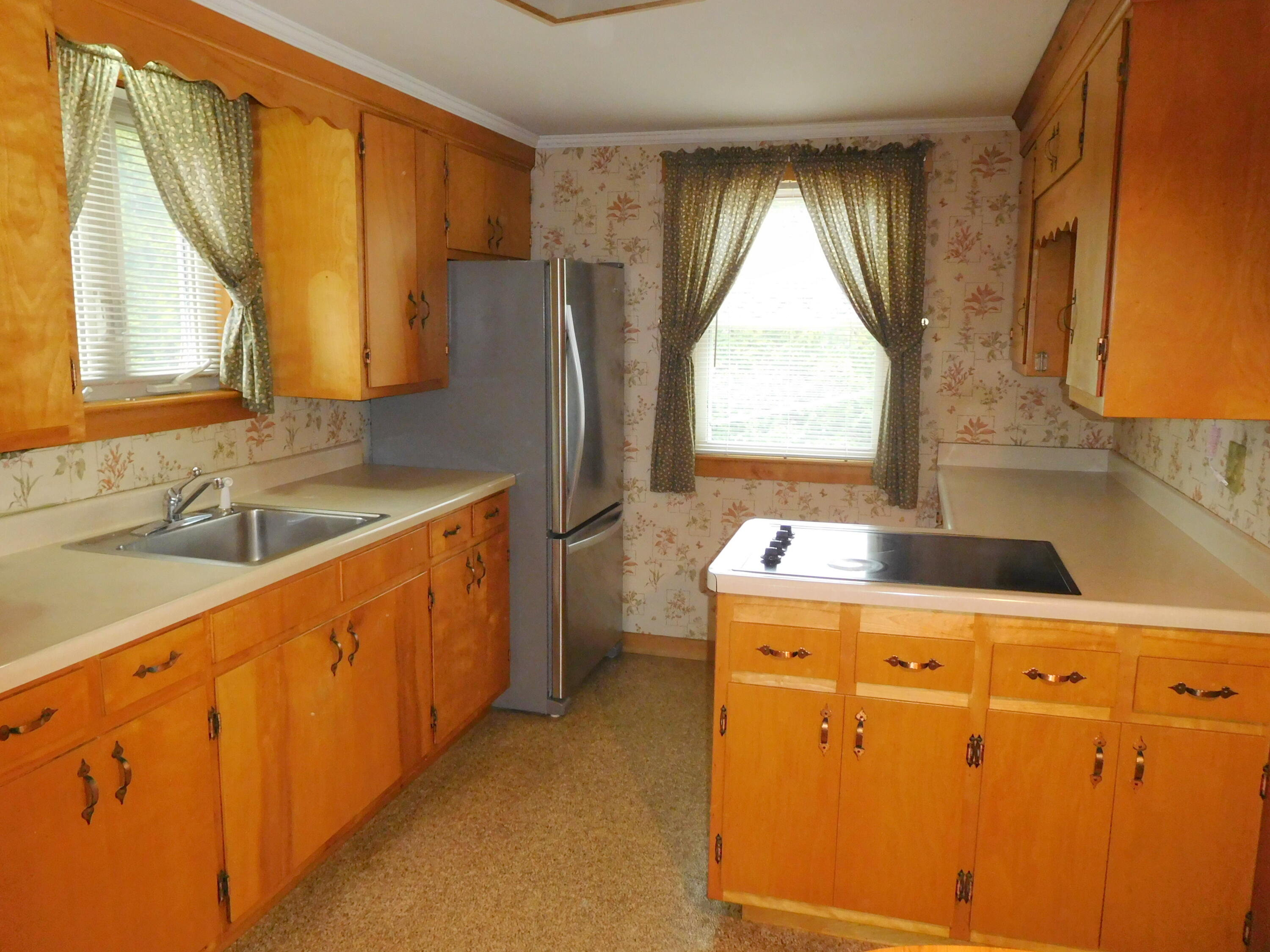 7 Joy Street Springvale, ME 04083 - Photo 9 of 32 08