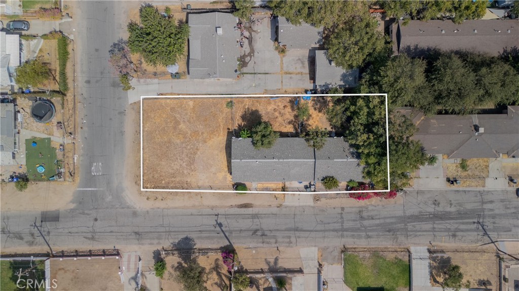 26466 Temple Street Highland, CA 92346 - Photo 3 of 10