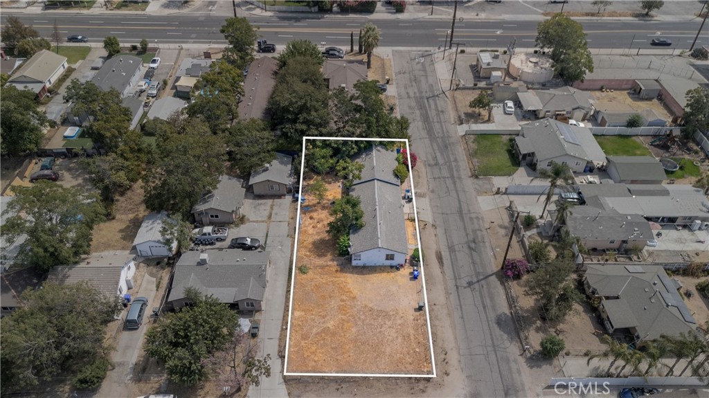 26466 Temple Street Highland, CA 92346 - Photo 8 of 10