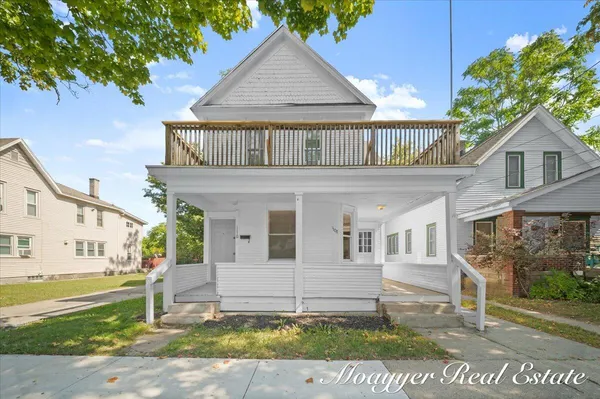 $2,000 | 1108 Muskegon Avenue Northwest, Grand Rapids, MI 49504