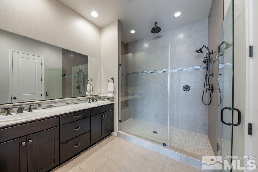 2285 Niatross Lane Reno, NV 89521 - Photo 11 of 35 Photo 11