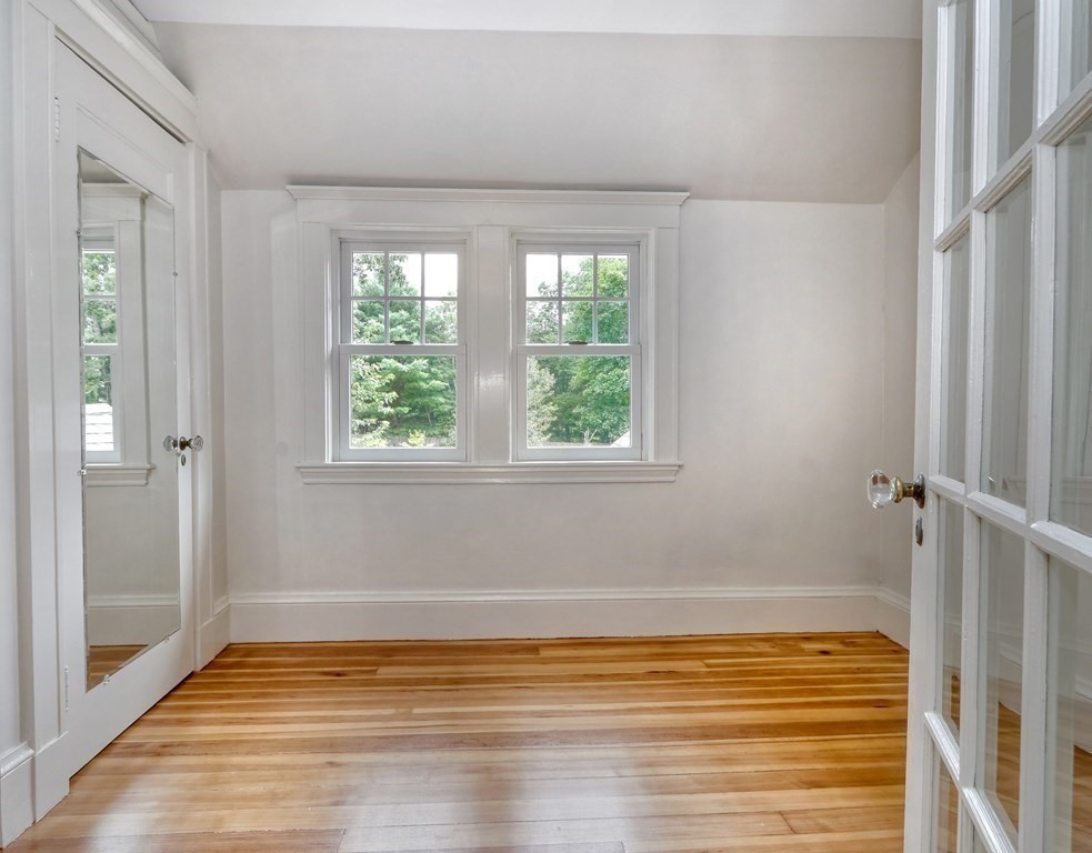 108 Concord Road Lincoln, MA 01773 - Photo 26 of 32 Gallery Image 26