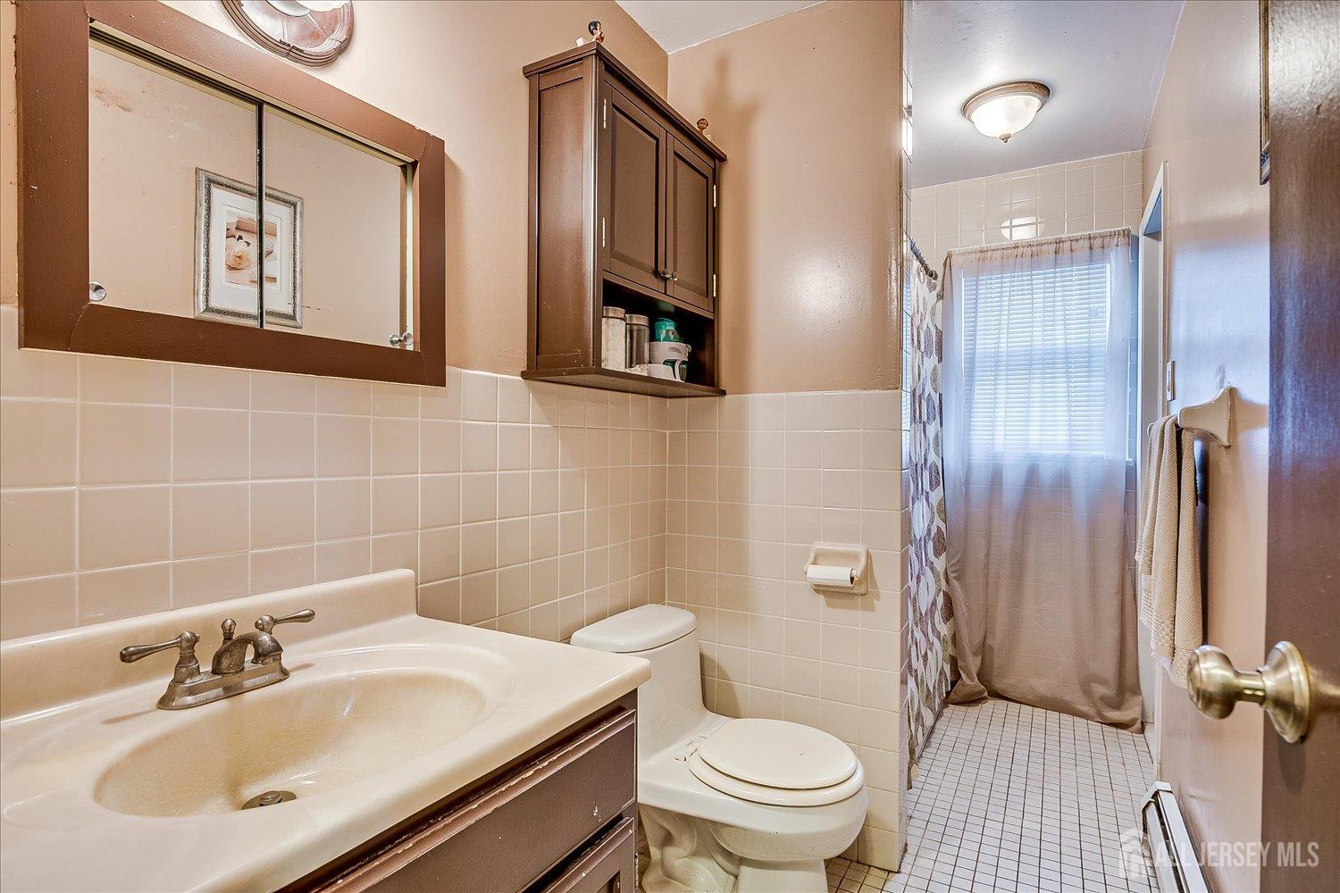 2145 Keller Crescent Union, NJ 07083 - Photo 18 of 34