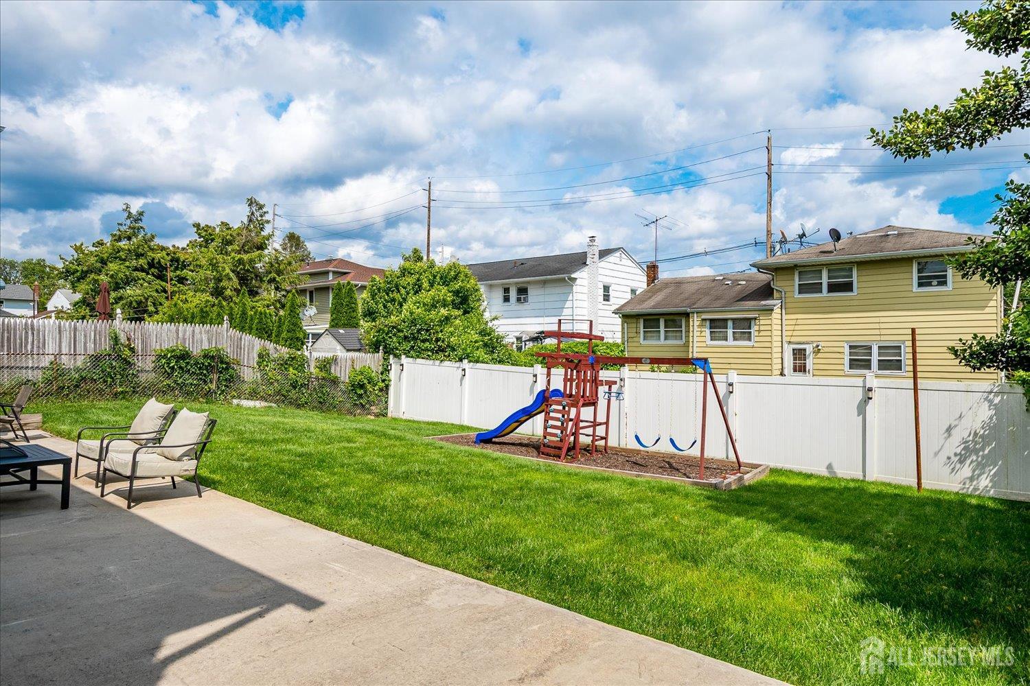 2145 Keller Crescent Union, NJ 07083 - Photo 33 of 34