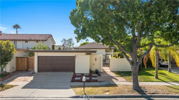 $2,088,000 | 33 Mann Street, Irvine, CA 92612