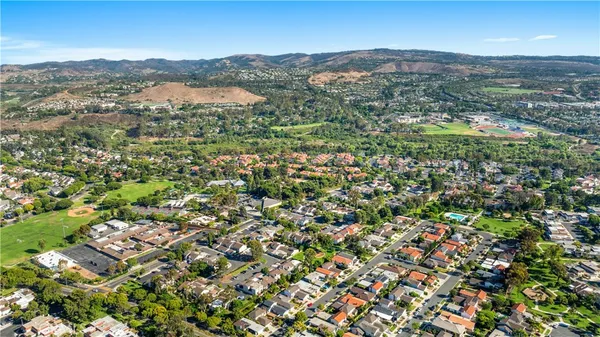 $2,088,000 | 33 Mann Street, Irvine, CA 92612