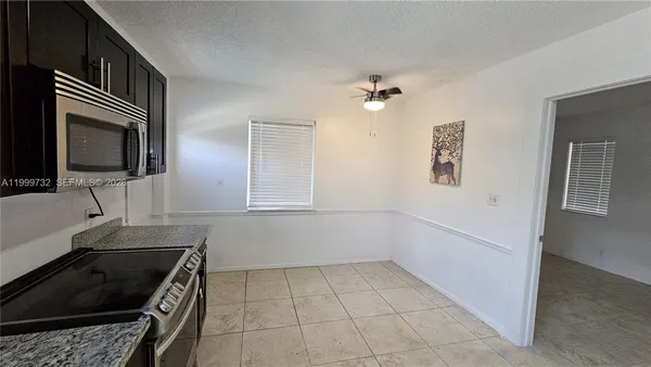 $3,800 | 117 Northwest 11th Avenue, Dania Beach, FL 33004