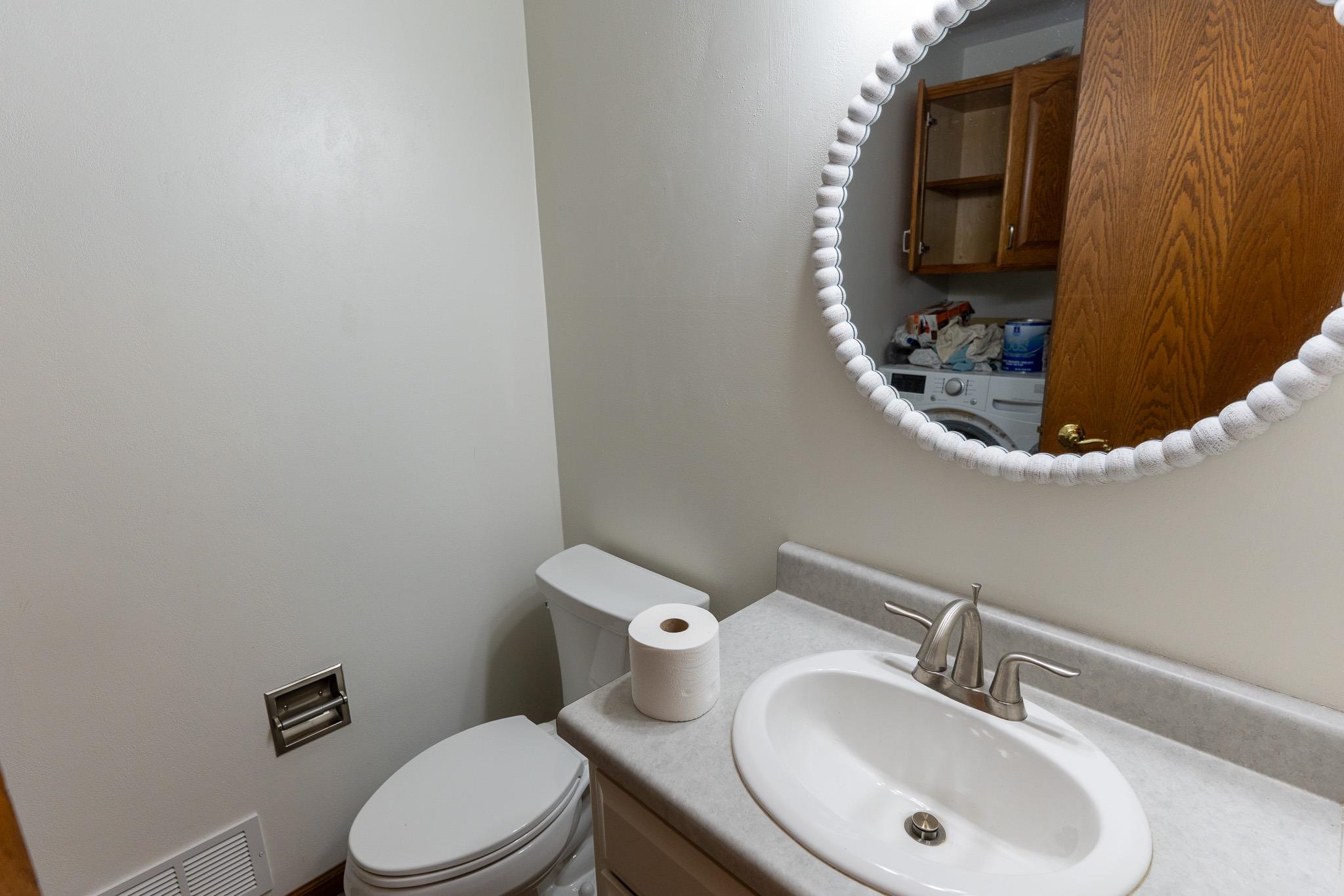 N9674 Golden Way Appleton, WI 54915 - Photo 37 of 55 Gallery Image 37