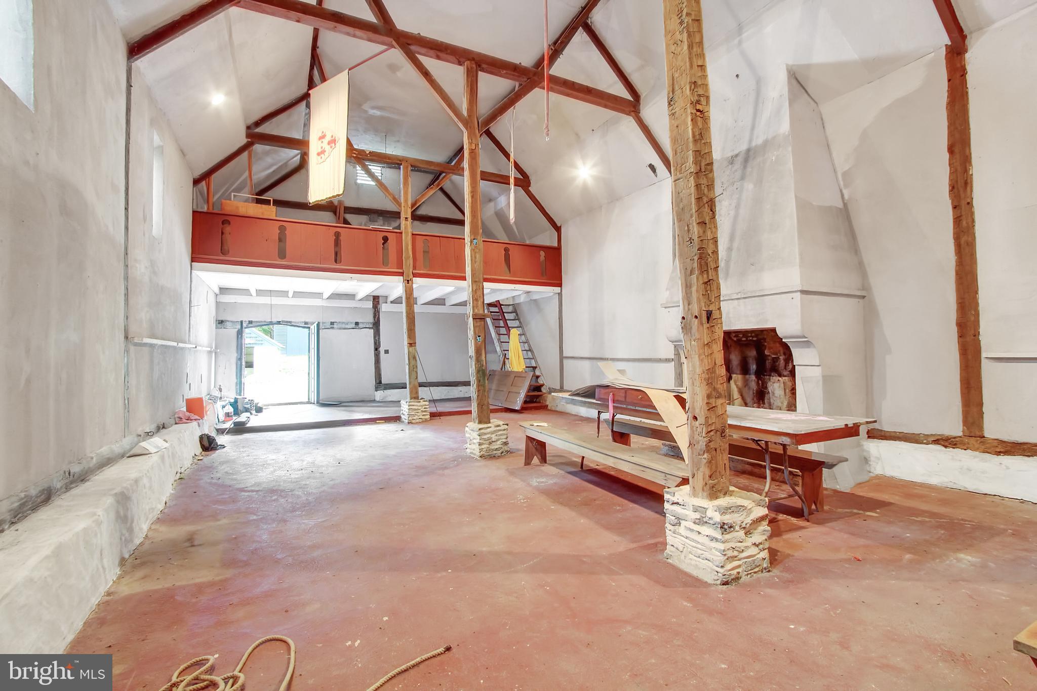 5840 Pheasant Run Road Hellam, PA 17406 - Photo 65 of 80 Interior of great hall