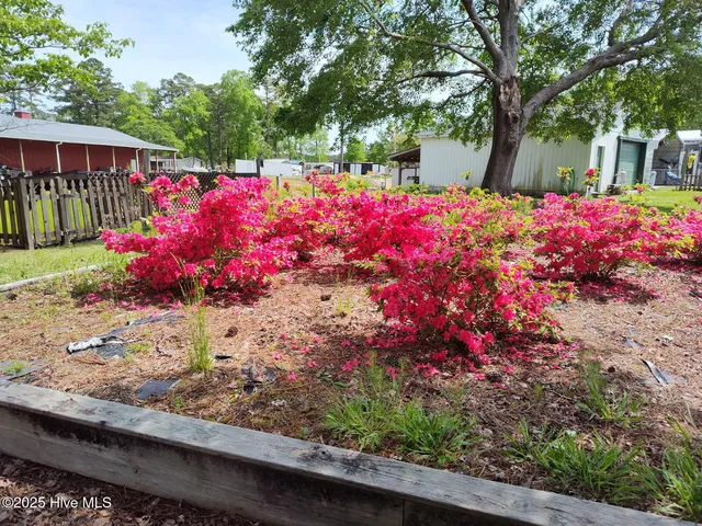 $250,000 | 51 Robin Lane, Oriental, NC 28571