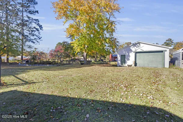 $250,000 | 51 Robin Lane, Oriental, NC 28571