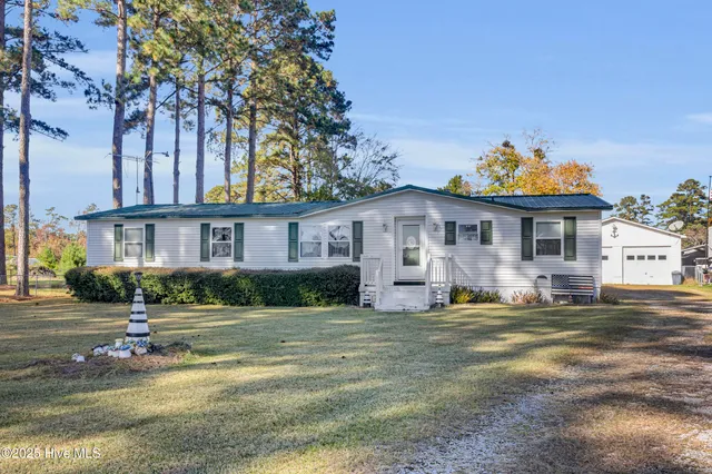 $250,000 | 51 Robin Lane, Oriental, NC 28571