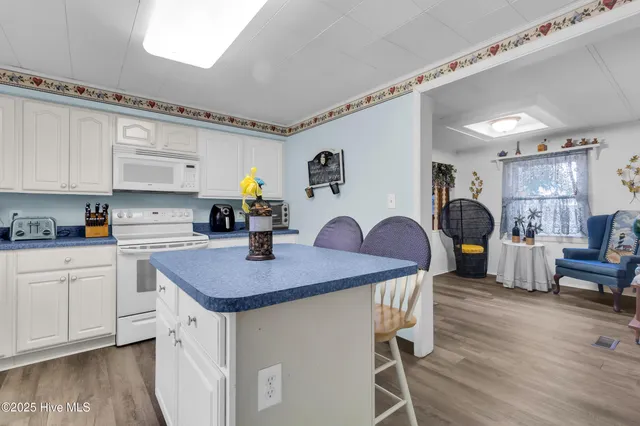 $250,000 | 51 Robin Lane, Oriental, NC 28571