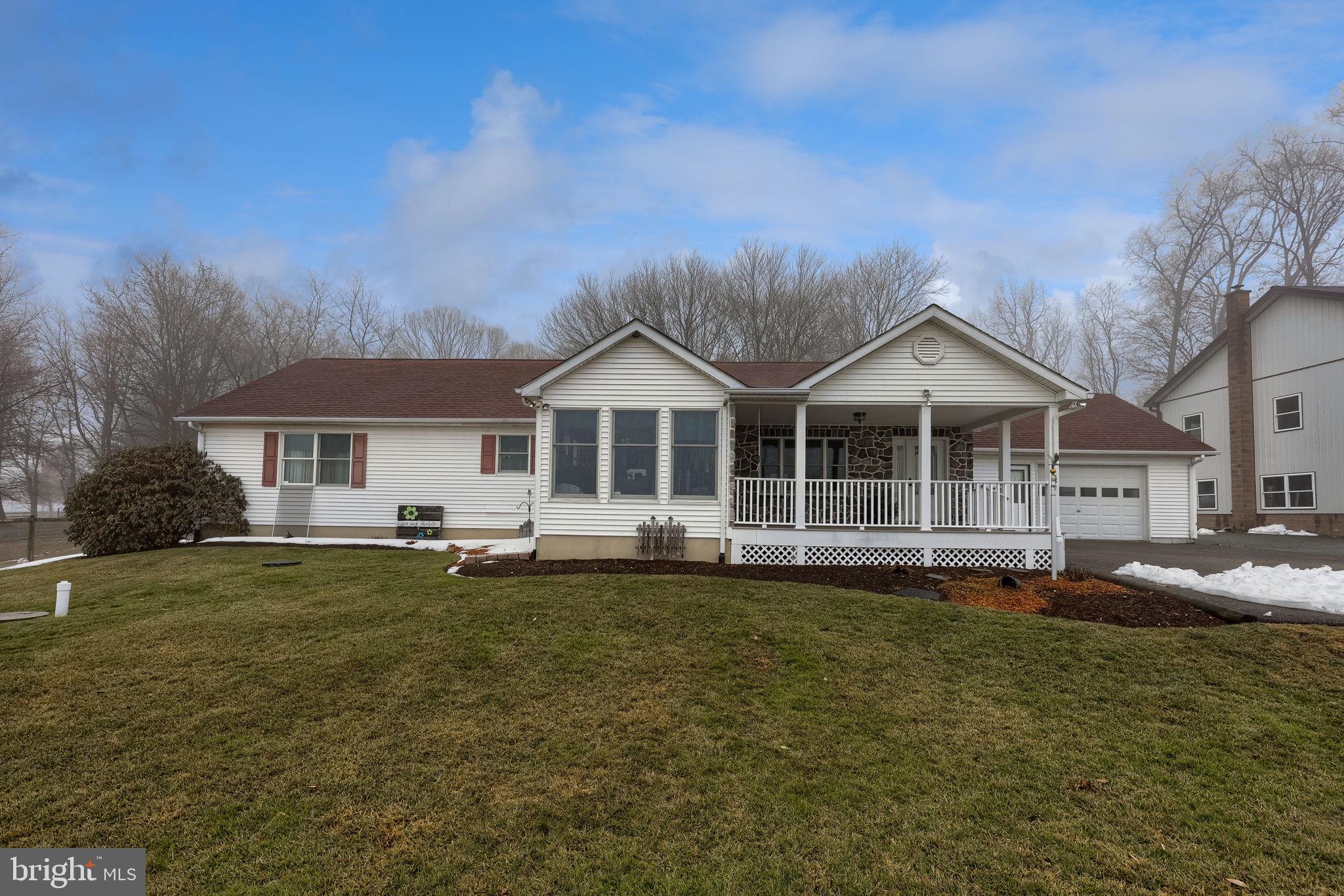 847 Goshen Mill Road Peach Bottom, PA 17563 - Photo 4 of 37