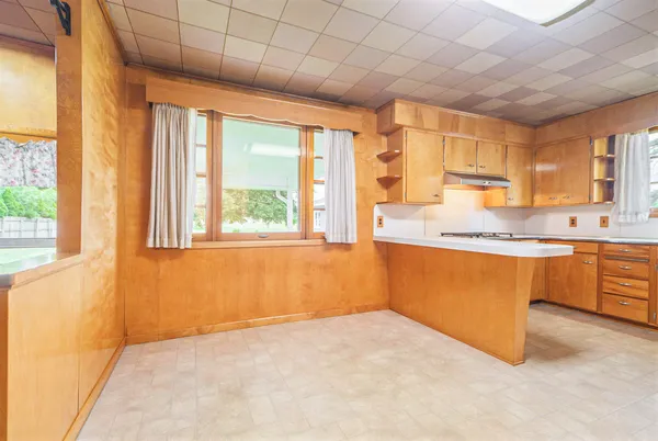 $240,000 | 106 North Erie Street, Three Rivers, MI 49093