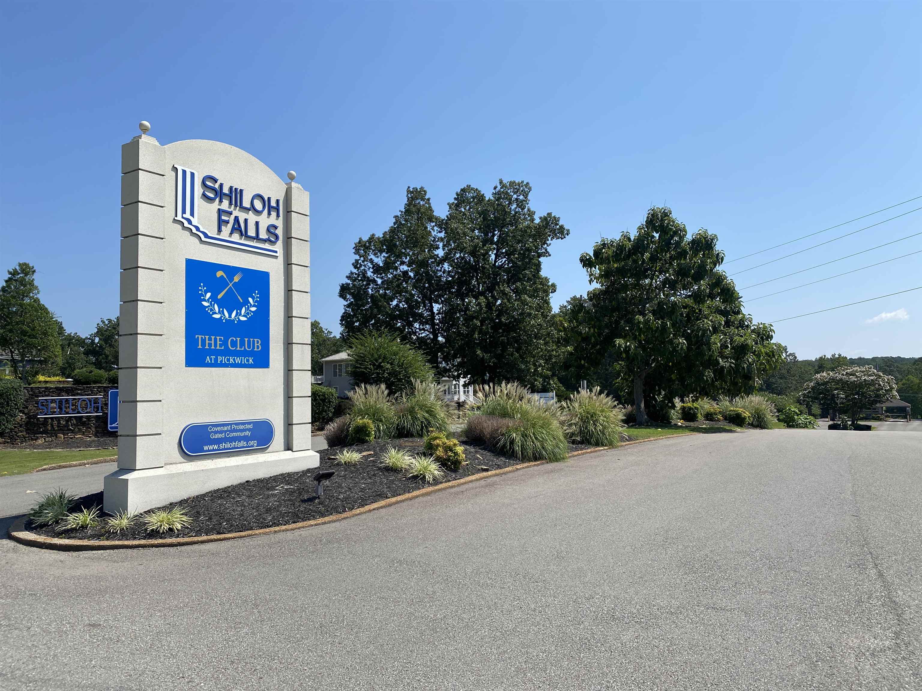 30 Masters Court Counce, TN 38326 - Photo 6 of 27 a sign that is on the side of a road